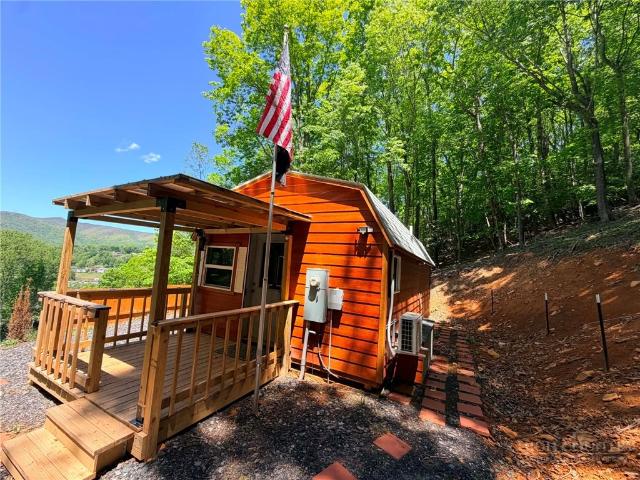 House for sale in Jefferson, North Carolina