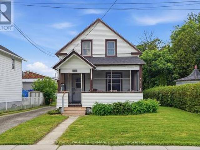 House for sale in Hawkesbury, Ontario