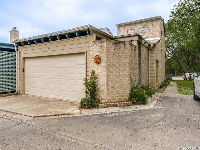 Townhouse for sale in Leesville, Texas