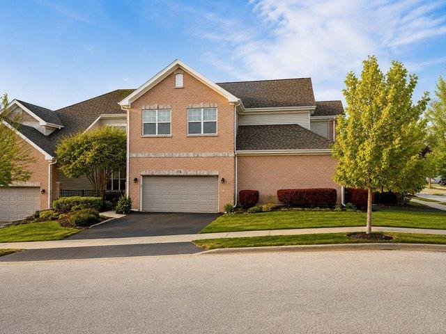 Townhouse for sale in Bartlett, Illinois