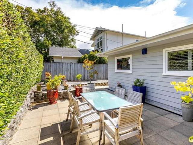 Apartment for sale in Matata, Wellington