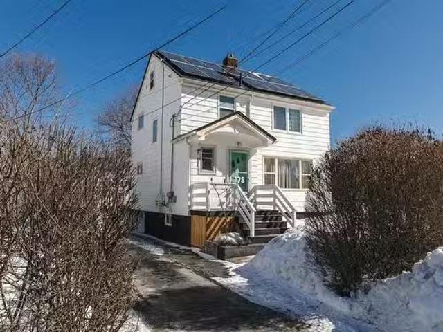 House for sale in Dartmouth, Nova Scotia