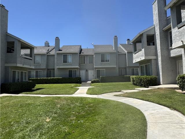 Condo for sale in Rialto