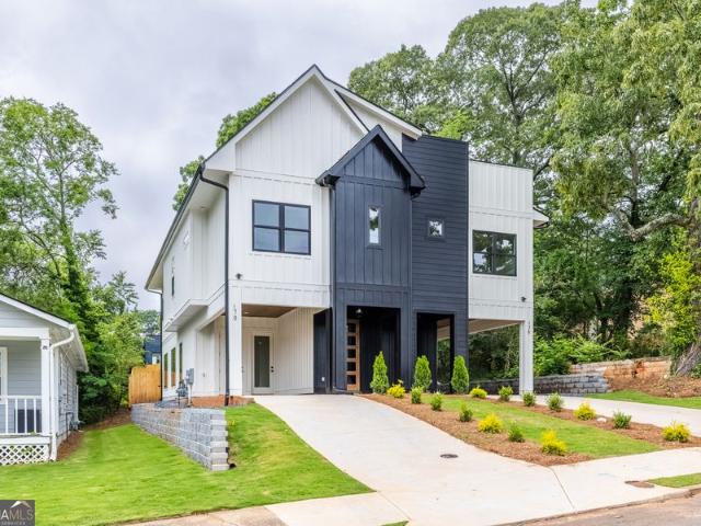 Townhouse for sale in Atlanta