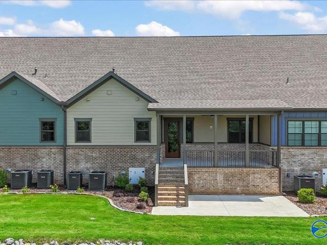 Condo for sale in Guntersville