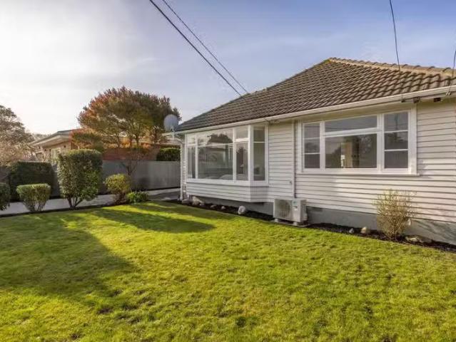 House for rent in Chaslands, Canterbury
