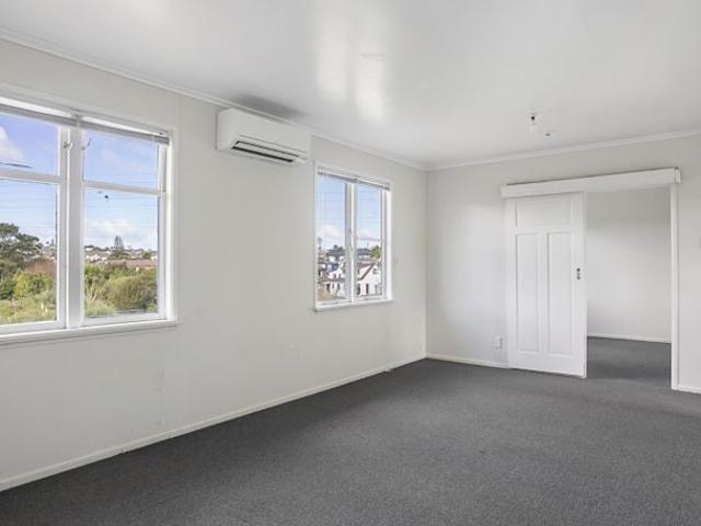 Apartment for rent in Waterview, Albert-Eden
