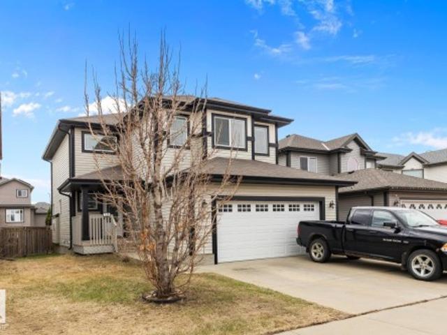 House for sale in Fort Saskatchewan, Alberta