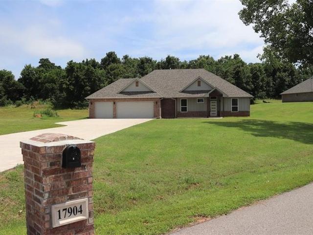 House for sale in Choctaw, Oklahoma