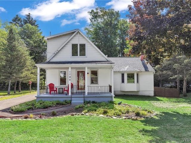 House for sale in West Falls, Town of Colden