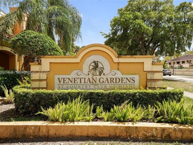Condo for sale in Hialeah, Miami-Dade County