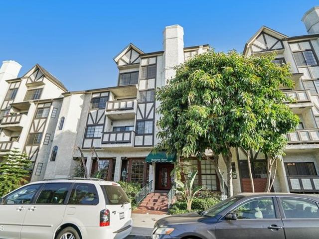 Condo for sale in Encino Neighborhood Council District, Los Angeles
