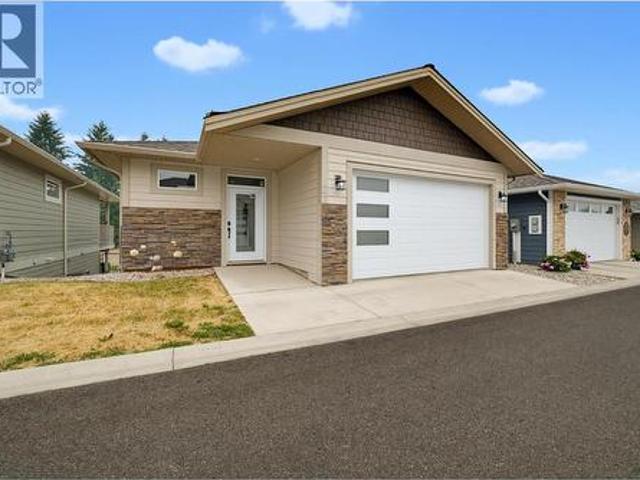 House for sale in Salmon Arm, British Columbia