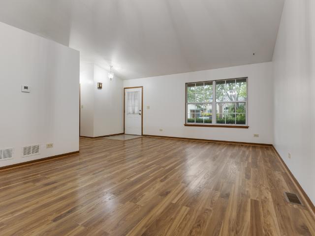 House for sale in Mundelein, Illinois