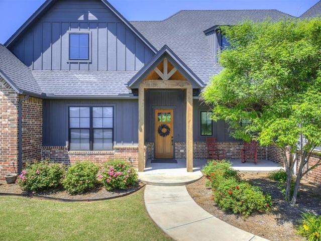 House for sale in Choctaw, Oklahoma