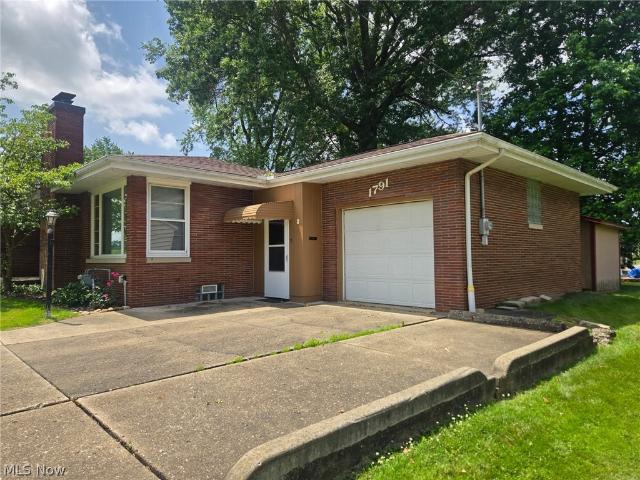 House for sale in Alliance, Ohio