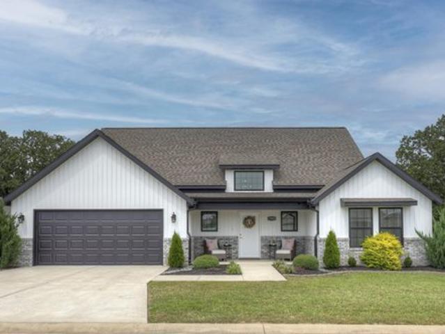 House for sale in Neosho, Missouri