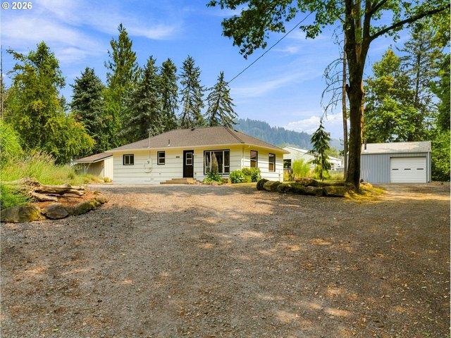 House for sale in Oregonia