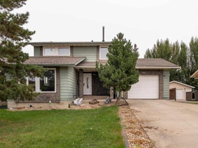 House for sale in Wedgewood, Alberta
