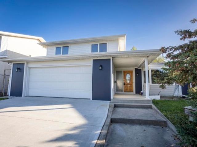 House for sale in Wedgewood, Alberta