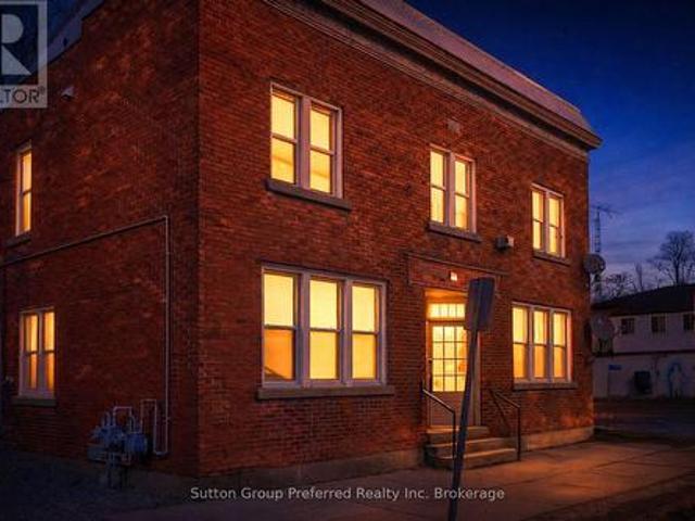 Property for sale in Southwest Middlesex, Ontario