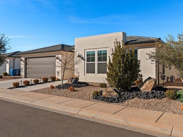 House for sale in Washington, Utah