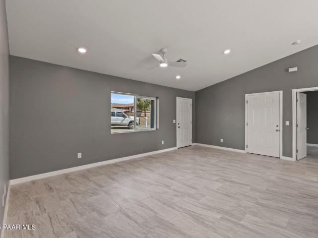 House for sale in Mayer