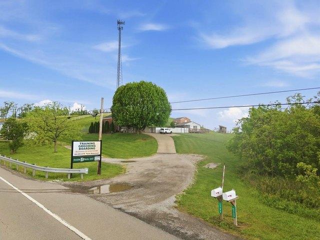 House for sale in Saint Marys, West Virginia