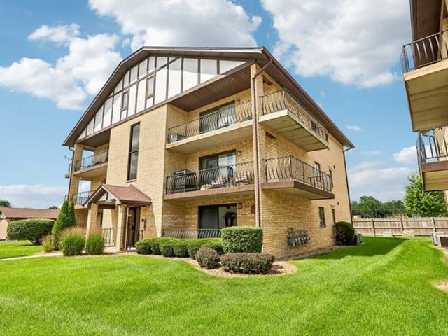Condo for sale in Tinley Park, Illinois