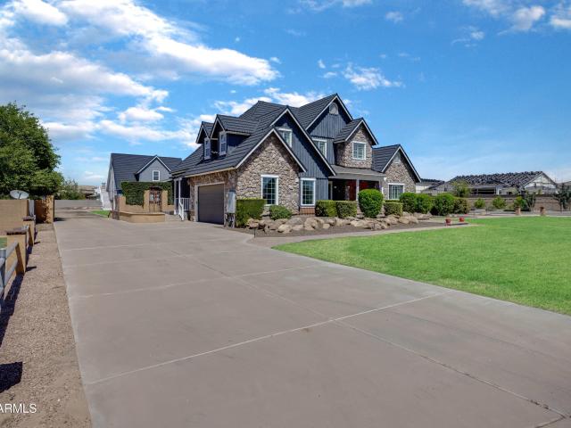 House for sale in Gilbert, Arizona