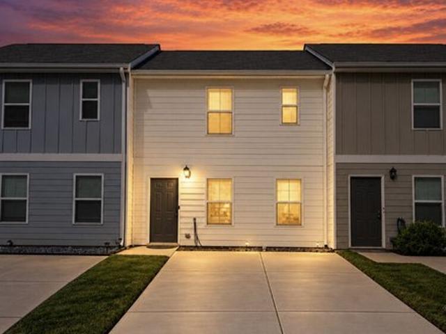 Townhouse for sale in Griffin, Spalding County