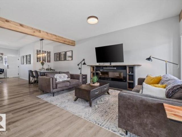 House for sale in Wedgewood, Alberta