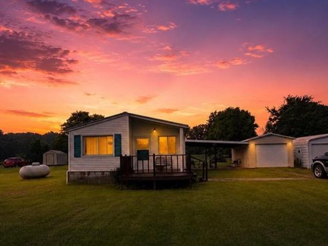 House for sale in Salem, Kentucky