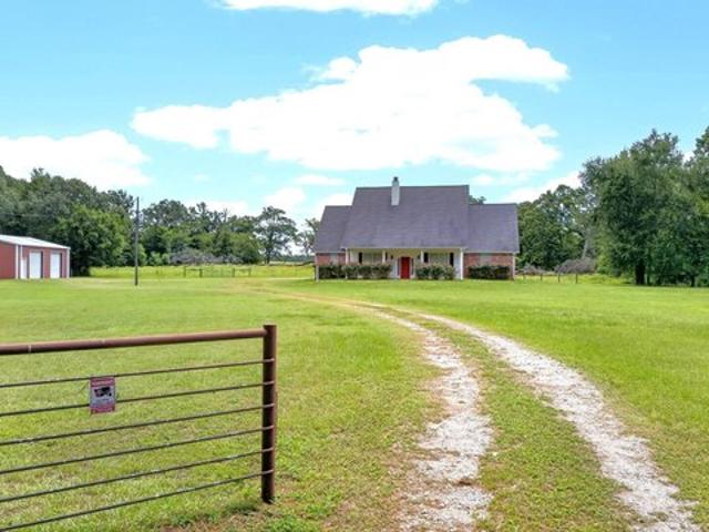 House for sale in Smith, Texas