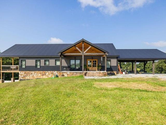 Farm for sale in Benton, Marshall County