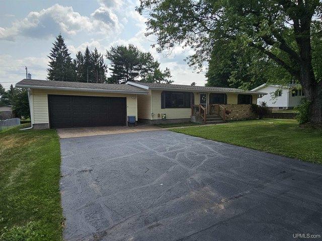 House for sale in Ishpeming, Michigan