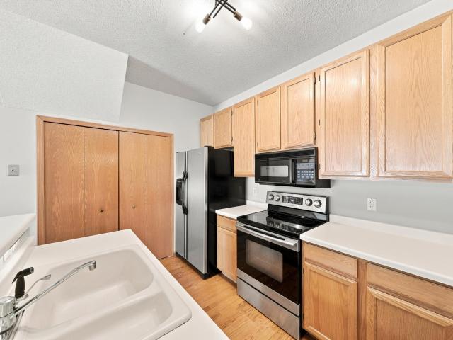 Townhouse for sale in Hennepin, Minnesota