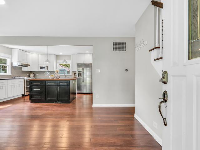 House for sale in Harris Corners, Grayslake
