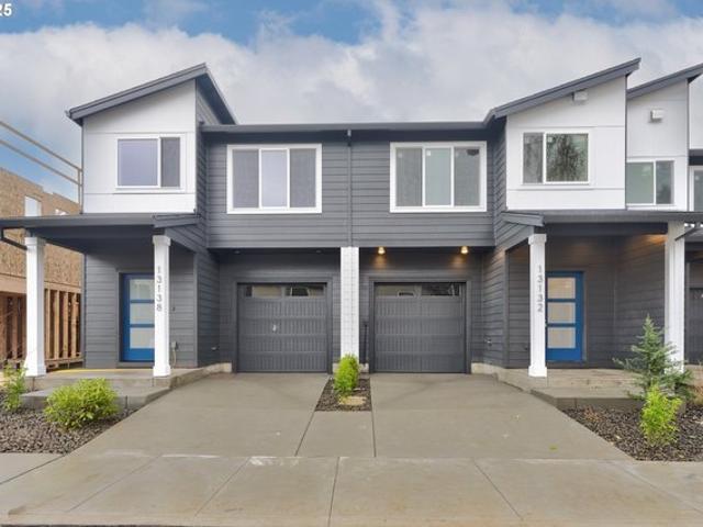Townhouse for sale in Oregonia