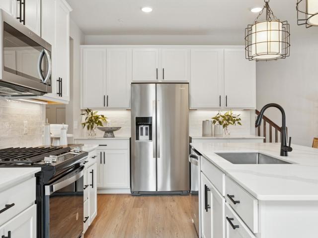Townhouse for sale in Cordelia, Lakeville