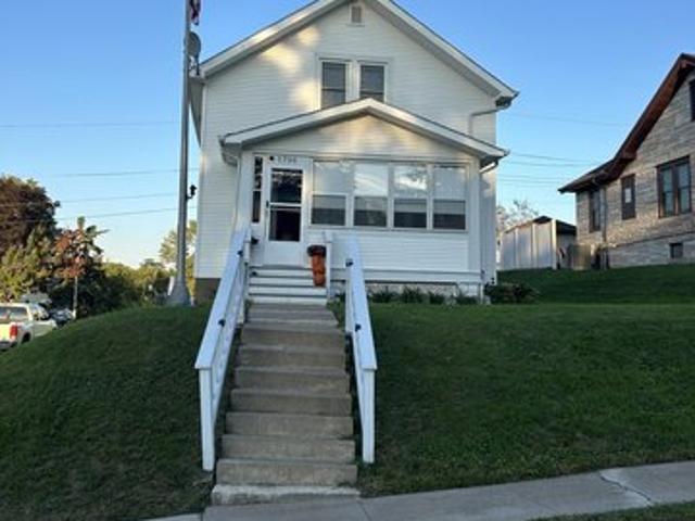 House for sale in College Grandview District, Dubuque
