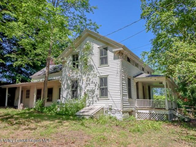 House for sale in Chatham, New York