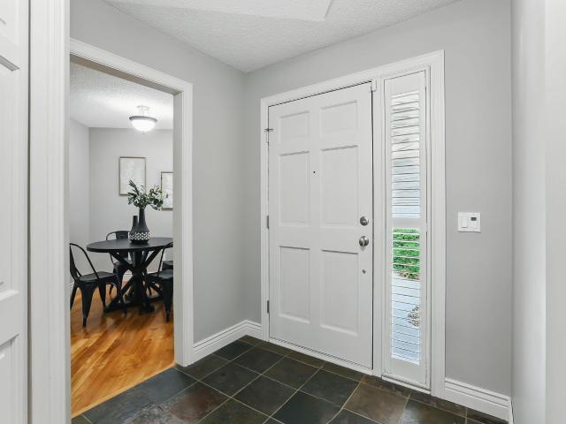 Townhouse for sale in Lakeville