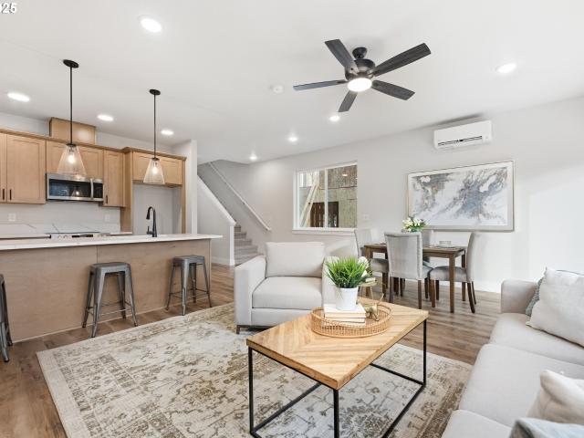 Townhouse for sale in Oregonia