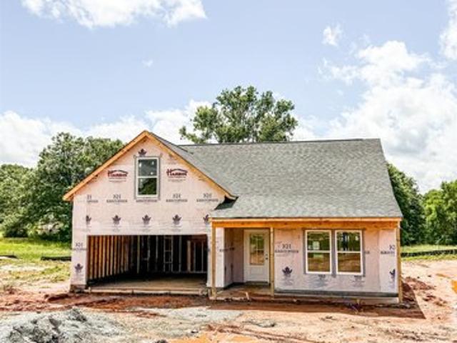 House for sale in Gray Court, South Carolina