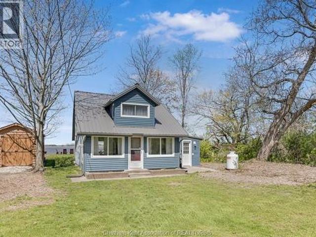 House for sale in Chatham–kent, Ontario