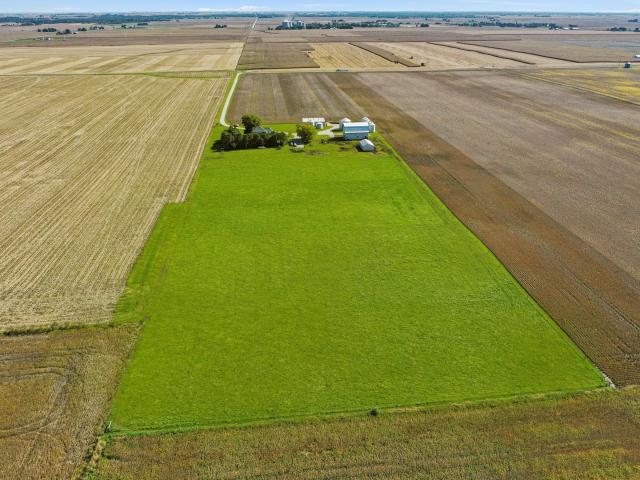 House for sale in Tonica, LaSalle County