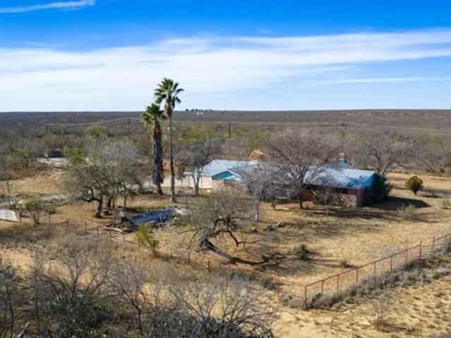 Farm for sale in Carrizo Springs, Texas