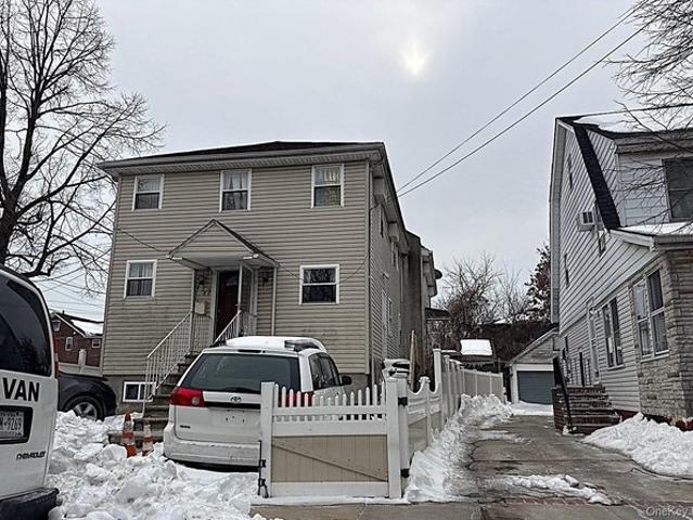House for sale in Queens, Arverne