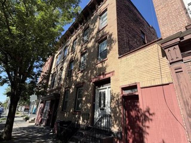 House for sale in Little Italy, City of Troy